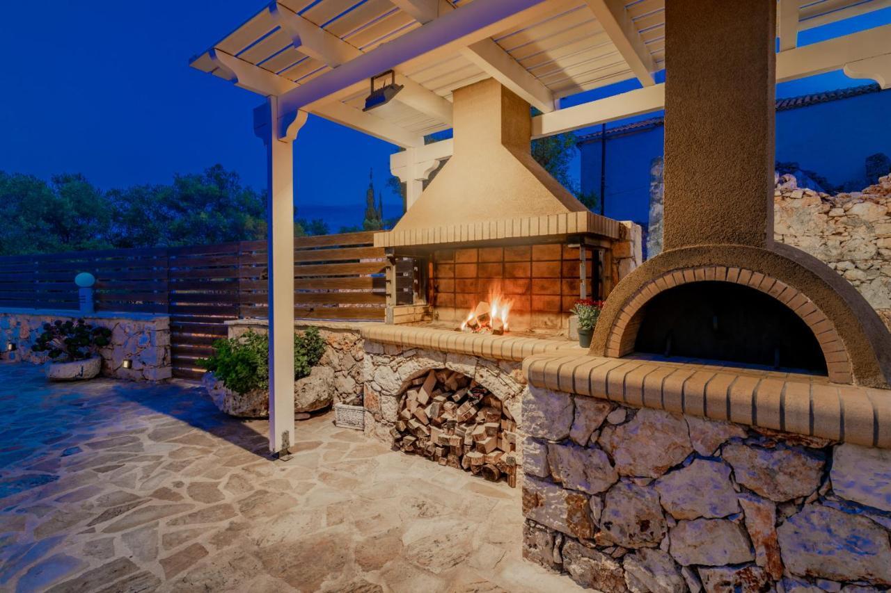 Villa Daniela - Private Pool And Serene Location, By Zantewize Κορίθι Εξωτερικό φωτογραφία